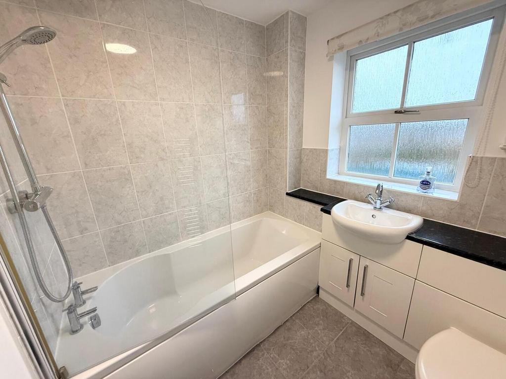 Bathroom.jpeg