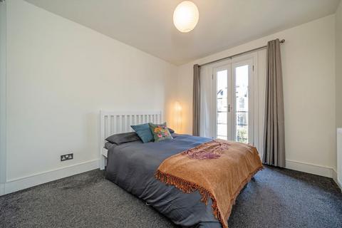 3 bedroom flat for sale, Bravington Road, London W9