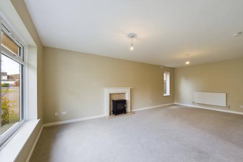 3 bedroom detached bungalow to rent, 12 Curlew Close, Driffield, YO25 5HH