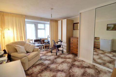 2 bedroom detached bungalow for sale, CHARLESWORTH DRIVE, WATERLOOVILLE