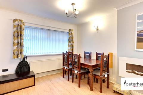 4 bedroom terraced house to rent, Rear of 5 Roker Terrace, Roker, Sunderland