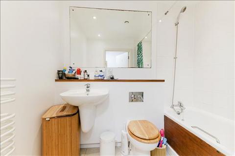 1 bedroom apartment to rent, Chapter Way, Colliers Wood, SW19