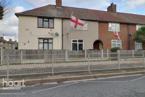 2 bedroom terraced house for sale, Hedgemans Road, Dagenham