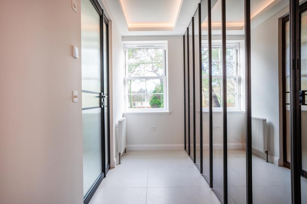 Walk-In Wardrobe