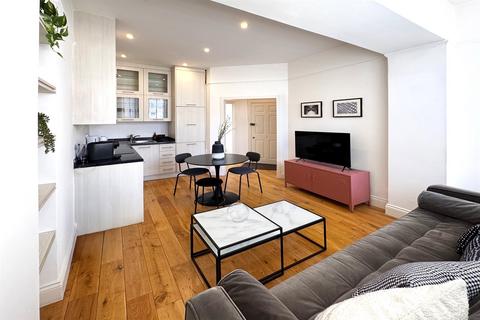 1 bedroom flat to rent, London W1H