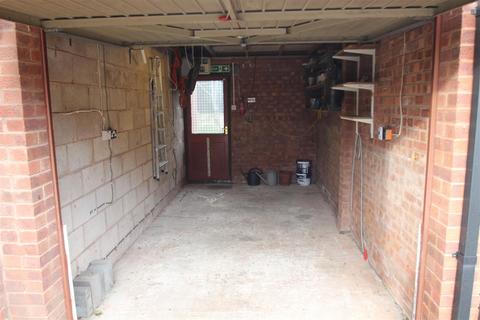 4 bedroom detached house to rent, Harolds Way, Bristol BS15