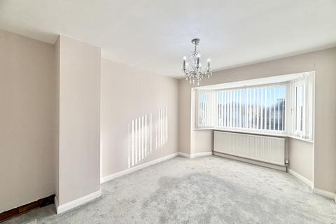 3 bedroom semi-detached house for sale, Poplar Avenue, Garforth