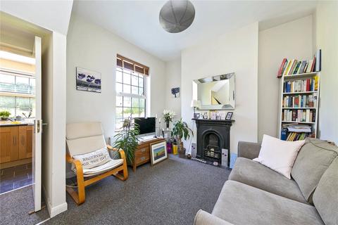 1 bedroom apartment for sale, Arragon Road, Twickenham, TW1