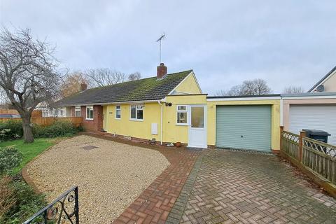 2 bedroom bungalow for sale, East Ride, Brent Knoll, Highbridge, Somerset, TA9