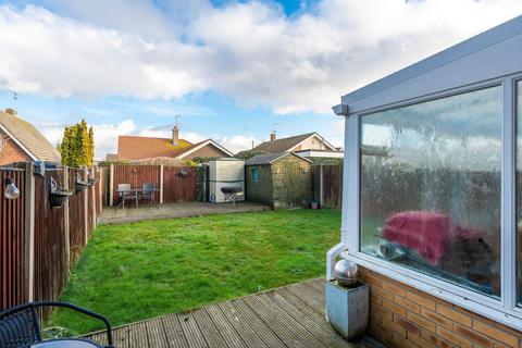 4 bedroom end of terrace house for sale, Oxnead Drive, Caister-On-Sea