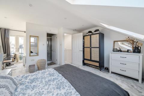 2 bedroom flat for sale, Nursery Road, Wimbledon, London, SW19