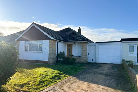 2 bedroom bungalow for sale - Longfield Road, Hordle, Lymington, Hampshire, SO41