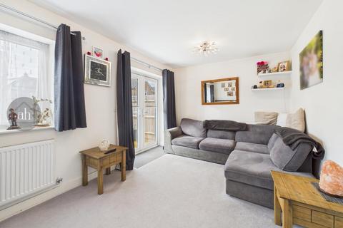 3 bedroom end of terrace house for sale, Freedom Road, Elmswell,