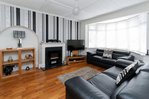 4 bedroom detached bungalow for sale, Stoneyfields Gardens, Edgware, HA8