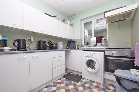 2 bedroom end of terrace house for sale, Roman Way, Folkestone, CT19
