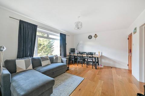 2 bedroom flat for sale, Grand Drive, Raynes Park, London, SW20