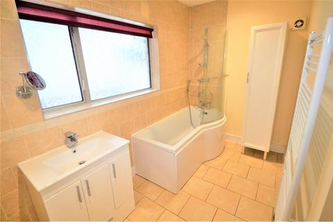 4 bedroom house to rent, Grangeway Gardens, Ilford, IG4