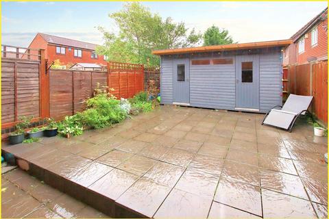 4 bedroom terraced house for sale, Cornflower Lane, Shirley Oaks Village
