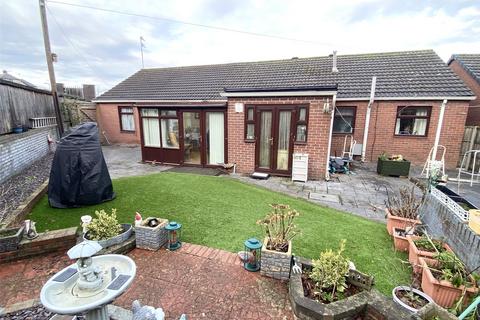 3 bedroom bungalow for sale, Vicar Street, Oakengates, Telford, Shropshire, TF2