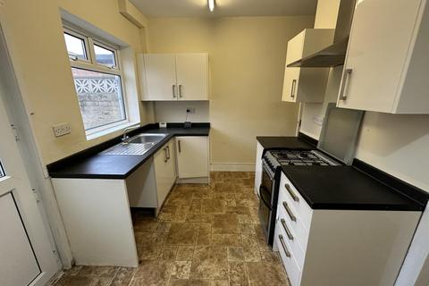 2 bedroom terraced house to rent, Falmer Road, Darlington