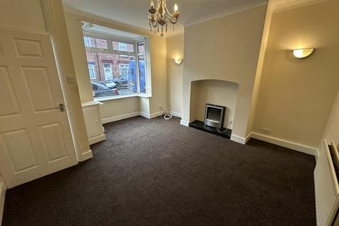 2 bedroom terraced house to rent, Falmer Road, Darlington