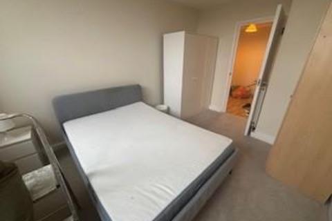 1 bedroom house to rent, Regents Court,Ballards Lane, Finchley