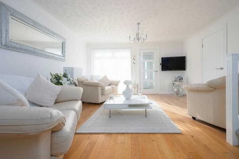 undefined, Dalgety Bay KY11