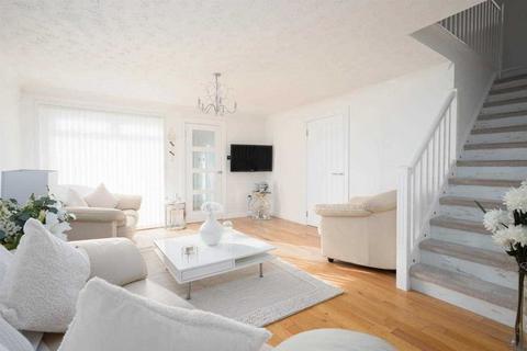 undefined, Dalgety Bay KY11