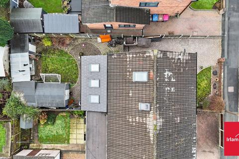 3 bedroom semi-detached house for sale, Broadway, Irlam, M44