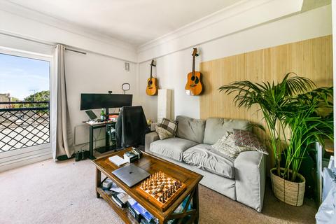 undefined, Waterloo Gardens, Milner Square, London, N1