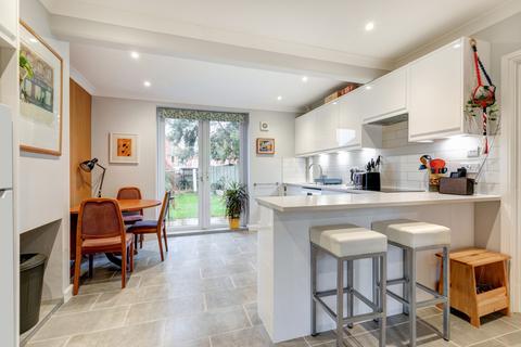 3 bedroom semi-detached house for sale, Buckland Walk, Morden SM4