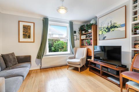 3 bedroom semi-detached house for sale, Buckland Walk, Morden SM4