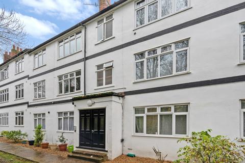 Martin Way, Surrey SM4