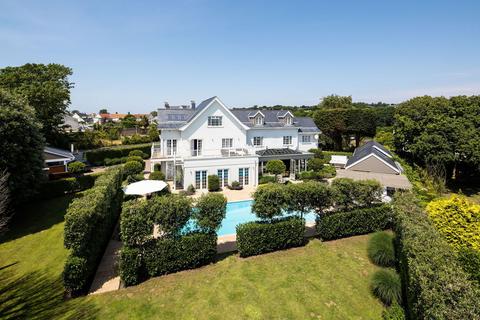 6 bedroom detached house for sale, Oxenways, St Clement