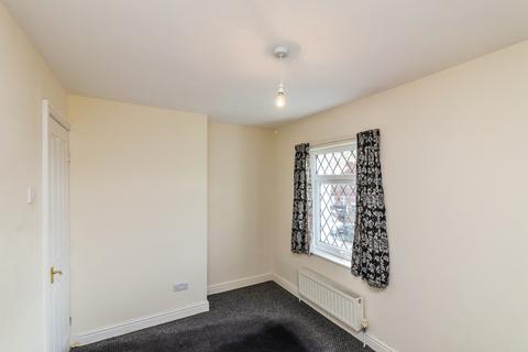 2 bedroom end of terrace house to rent, Oaks Lane, South Yorkshire S5