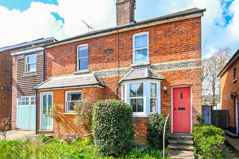 Down Road, Merrow, Guildford, GU1