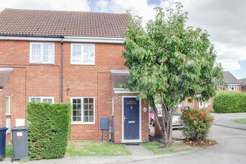 2 bedroom semi-detached house to rent, Cumberland Way, St. Neots PE19