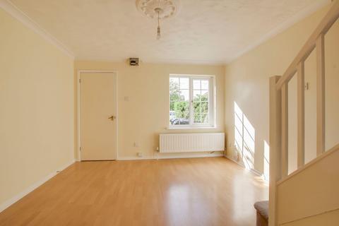 2 bedroom semi-detached house to rent, Cumberland Way, St. Neots PE19