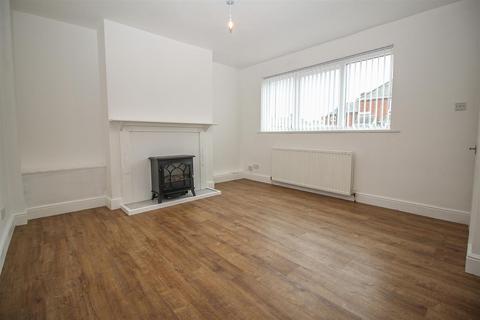 3 bedroom terraced house to rent, Thropton Terrace, High Heaton, Newcastle Upon Tyne