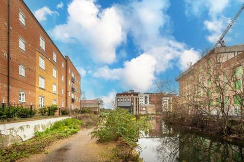 2 bedroom flat for sale, Otter Close, Stratford, London, E15
