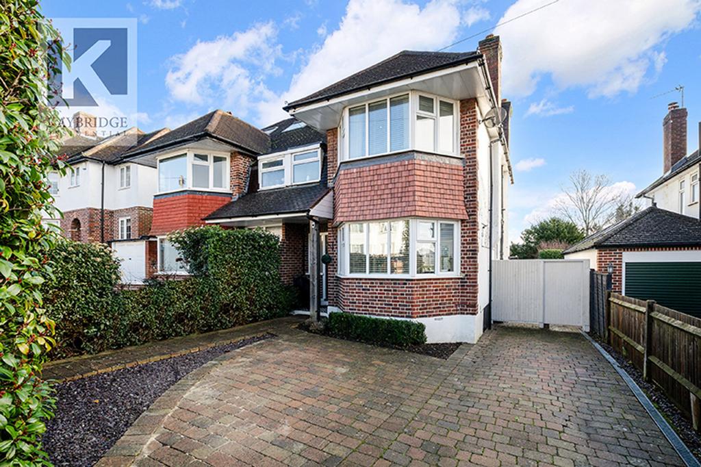 Stoneleigh Park Road, Epsom - KT19 0 QY