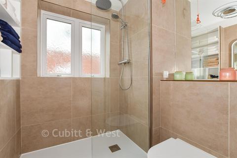 1 bedroom flat for sale, Prices Lane, Reigate, Surrey