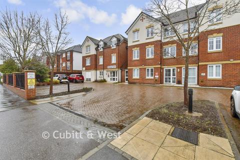 1 bedroom flat for sale, Ridings Court, Reigate RH2