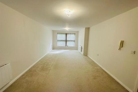 2 bedroom apartment for sale, Millennium House, Chester Road, Manchester