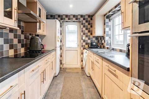 4 bedroom semi-detached house for sale, Pepper Hill, Northfleet, Gravesend, Kent, DA11
