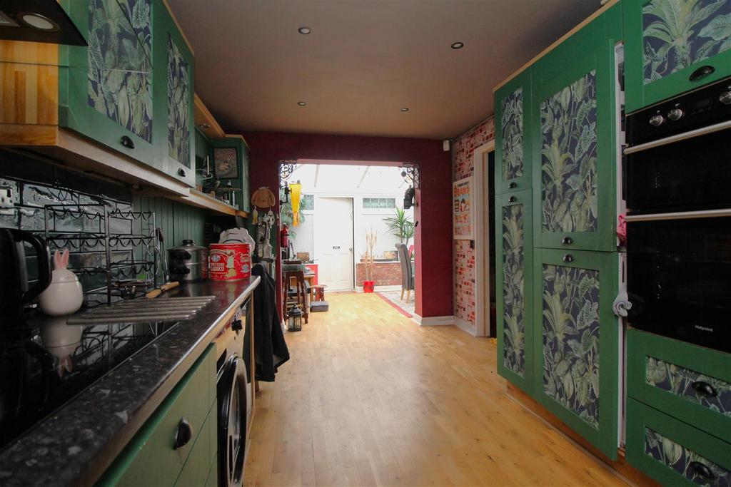 Kitchen diner .JPG