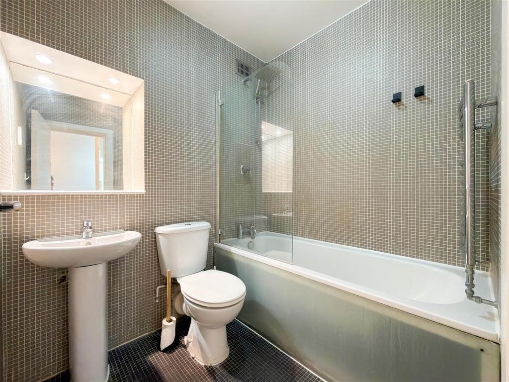 Bathroom-2.jpg