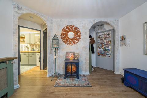 1 bedroom flat for sale, St. Hughs Rise,  Didcot,  OX11