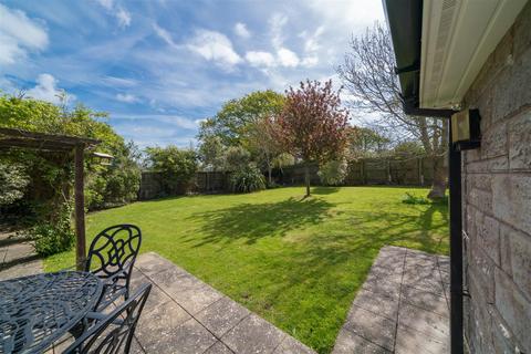 4 bedroom detached house for sale, Norton Green, Isle of Wight