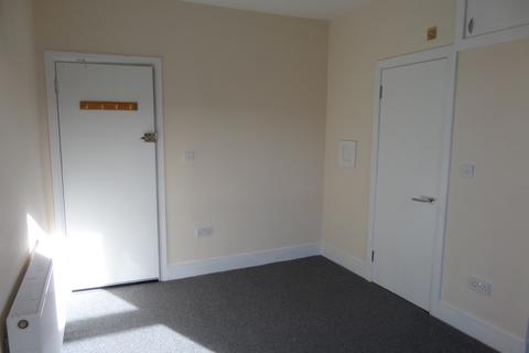Studio to rent, Arundel Road, Croydon CR0